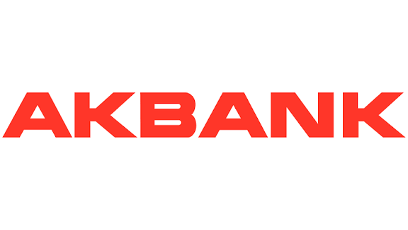 Kırmızı büyük harfler ile yazılmış AKBANK yazısı